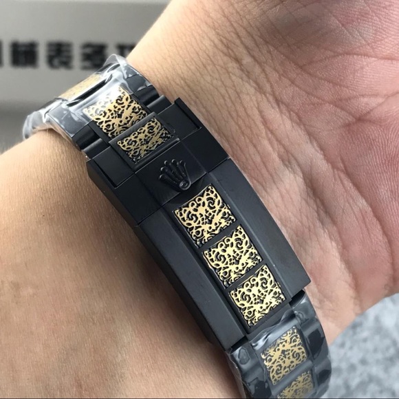 Watch - Picture 5 of 5